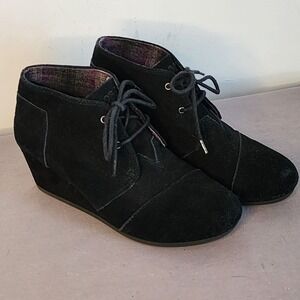 BOBS from Skechers Black Suede Lace Up Wedge Booties Women's Size 9